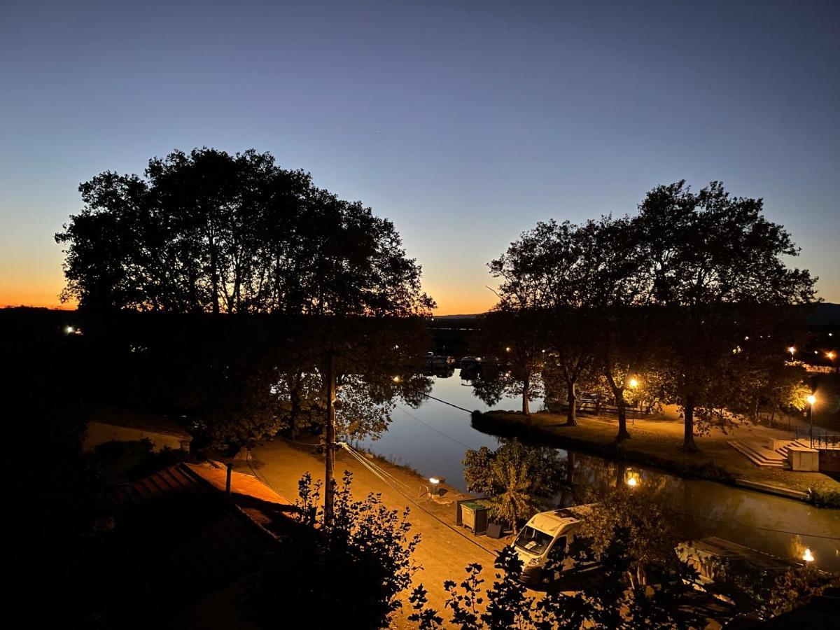 Grosse Ferienwohnung Am Canal Du Midi Mit Dachterrrasse Ом Екстер'єр фото